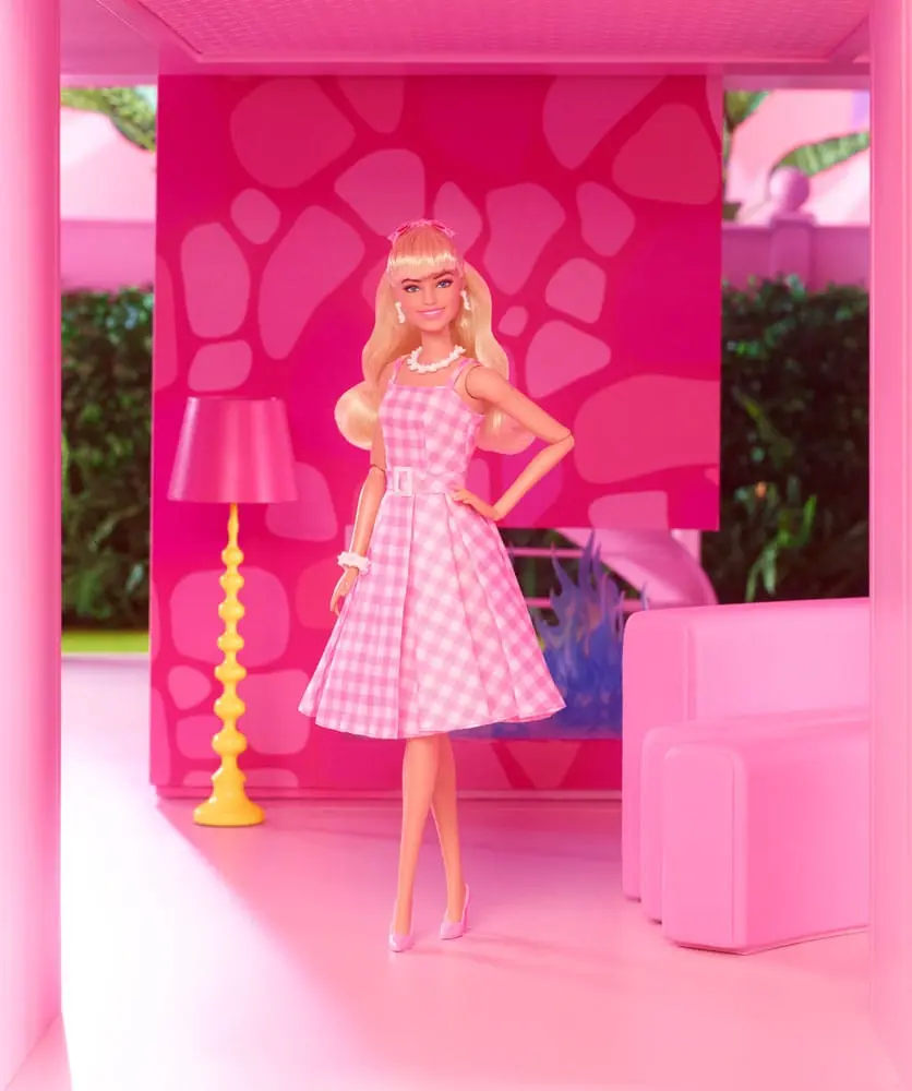 Barbie The Movie Barbie in Pink Gingham Dress játék baba termékfotó