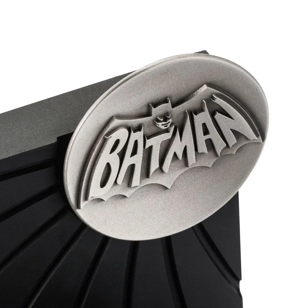 Batman 1966 Pewter Collectible Batman 80th Classic Batmobile Limitált kiadás szobor figura 19 cm termékfotó