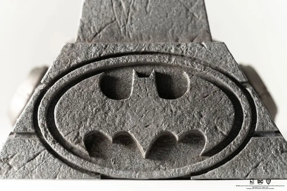 Batman 1989 1/1 Batman Cowl replika 55 cm termékfotó