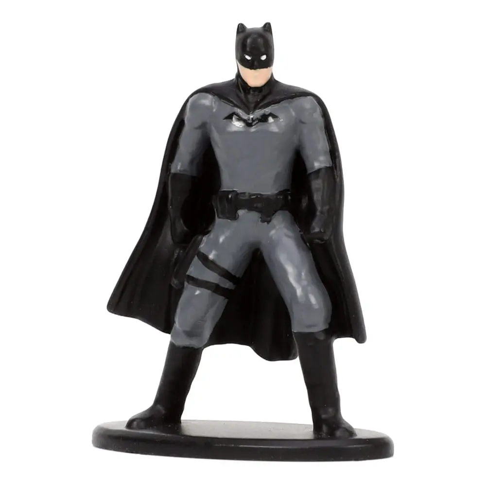 Batman 2022 Hollywood Rides Diecast Model 1/32 2022 Batmobile és figura termékfotó