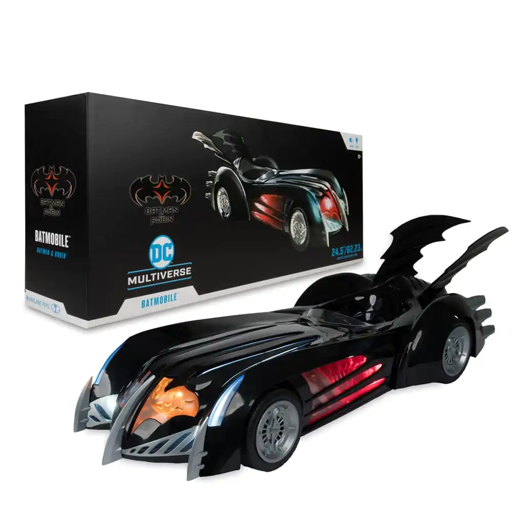 Batman & Robin DC Multiverse Batmobile jármű 63 cm termékfotó