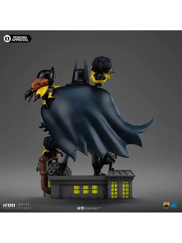 Batman Animated icons Batman Family PVC figura 18 cm termékfotó