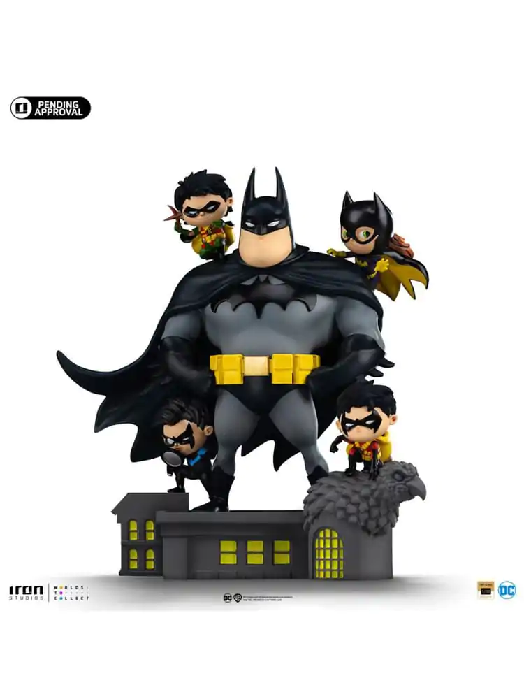 Batman Animated icons Batman Family PVC figura 18 cm termékfotó