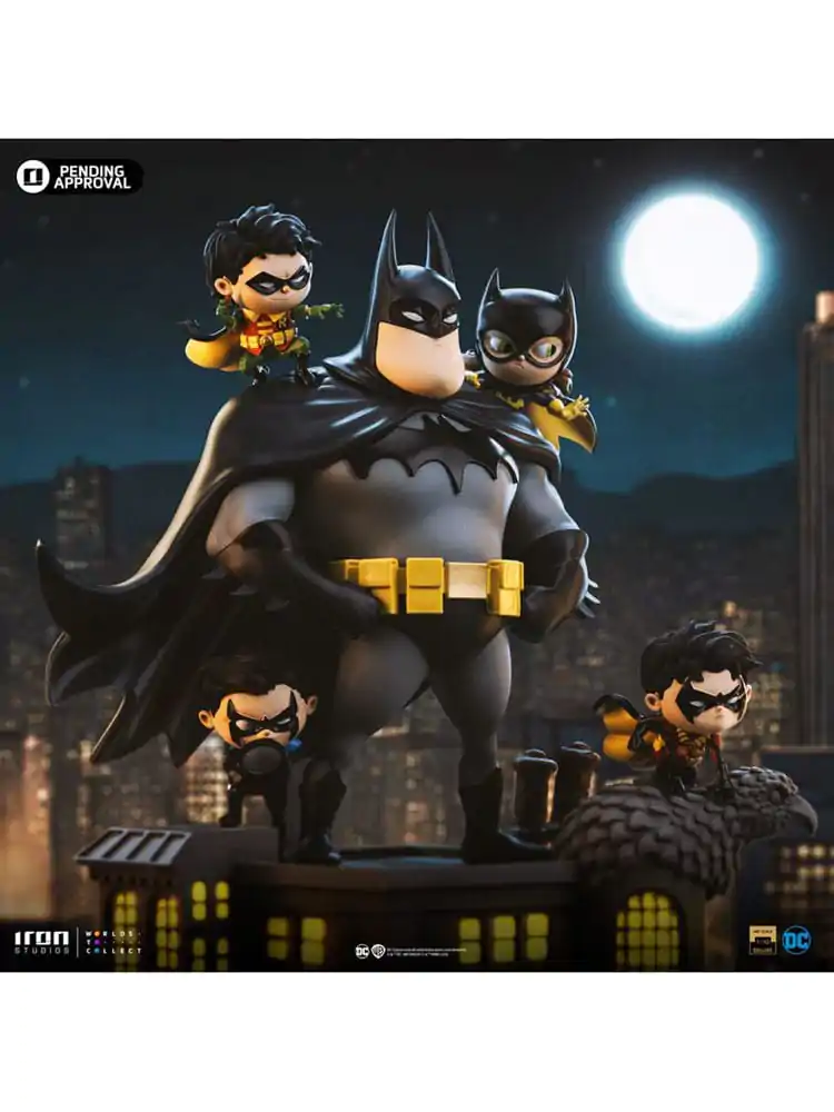 Batman Animated icons Batman Family PVC figura 18 cm termékfotó