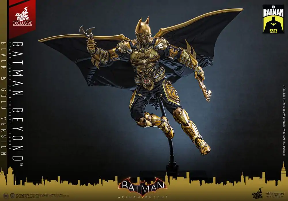 Batman: Arkham Knight Videogame Masterpiece 1/6 Batman Beyond (Black & Gold Version) akciófigura 32 cm termékfotó