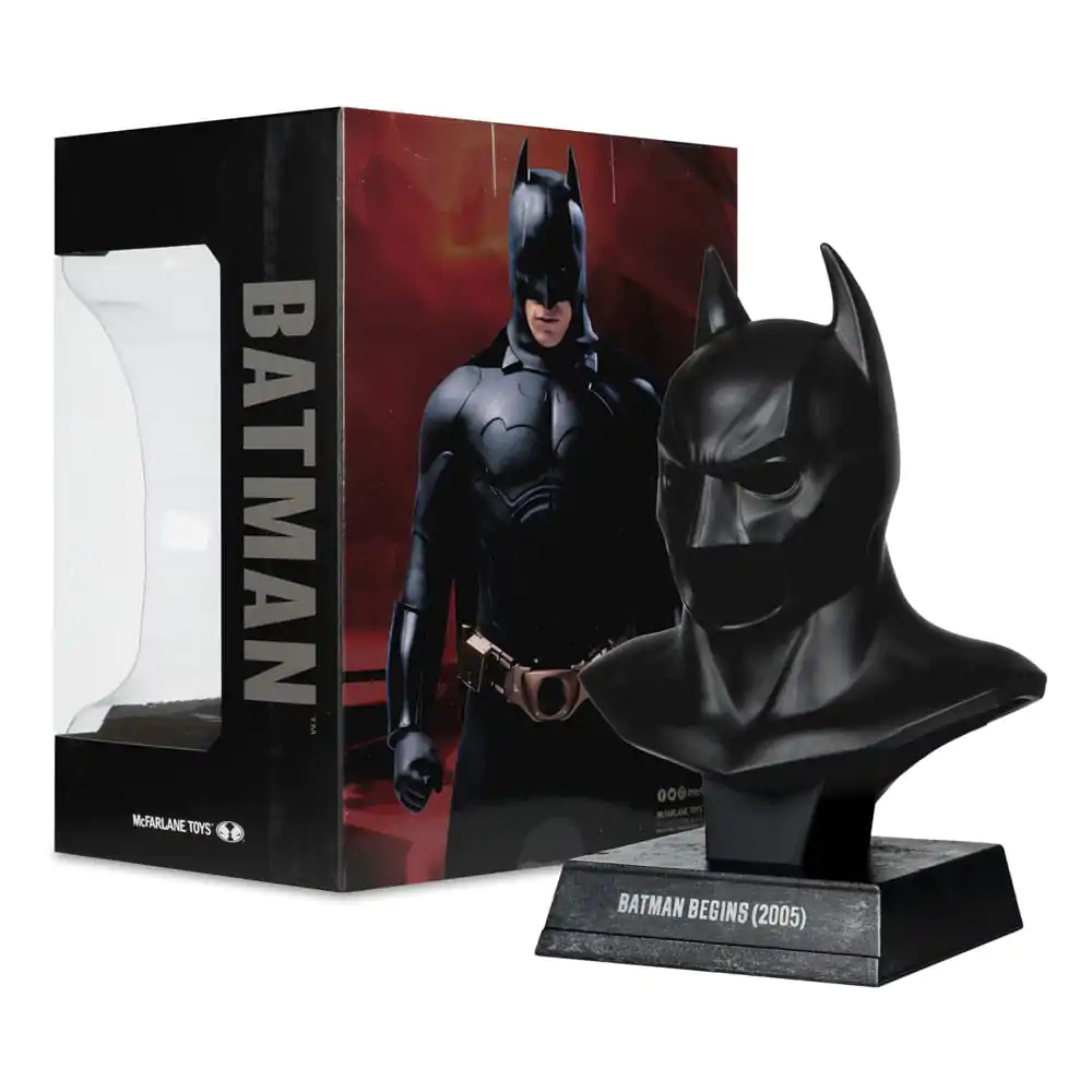 Batman Begins DC Direct 1/3 Batman Cowl Mini replika 19 cm termékfotó