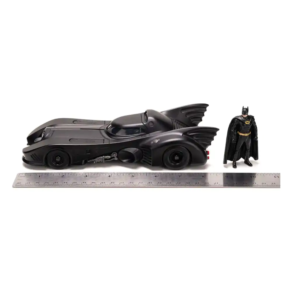 Batman Diecast Model 1/24 1989 Batmobile és figura termékfotó