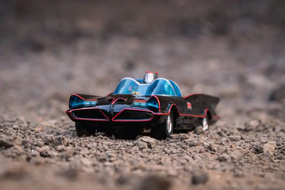 Batman Diecast Model 1/24 Pack of 5 Classic TV Series Batman, Robin, Joker, Penguin figurák és Batmobile termékfotó