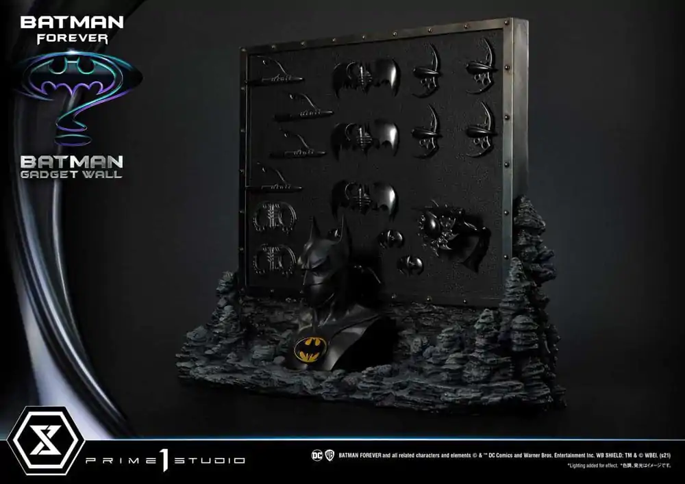 Batman Forever Museum Masterline Series Statue 1/3 Batman Gadget Wall 49 cm termékfotó