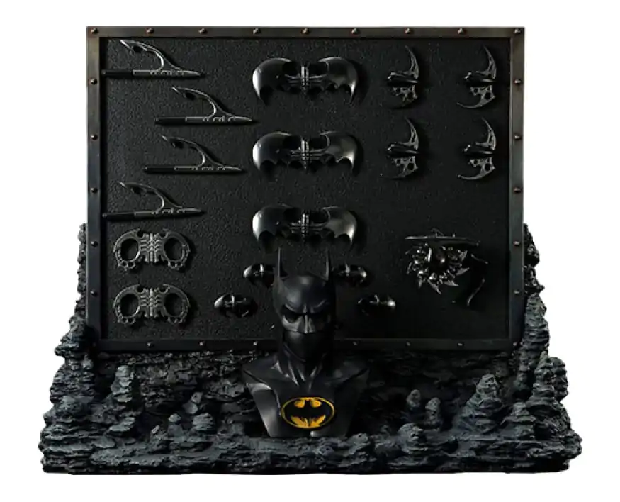 Batman Forever Museum Masterline Series Statue 1/3 Batman Gadget Wall 49 cm termékfotó