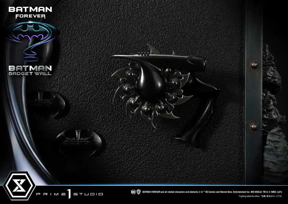 Batman Forever Museum Masterline Series Statue 1/3 Batman Gadget Wall 49 cm termékfotó