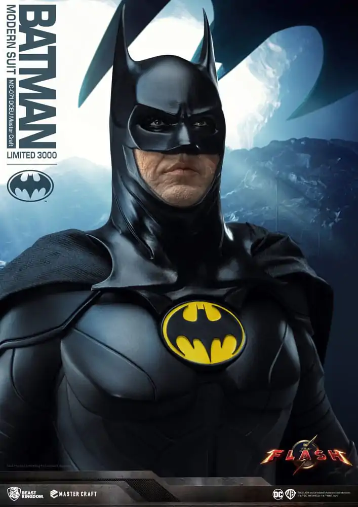 Batman Master Craft Batman Modern Suit szobor figura 42 cm termékfotó