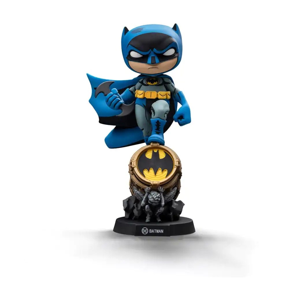Batman Mini Co. Batman on Bat-Signal (Blue Variant) PVC figura 19 cm termékfotó