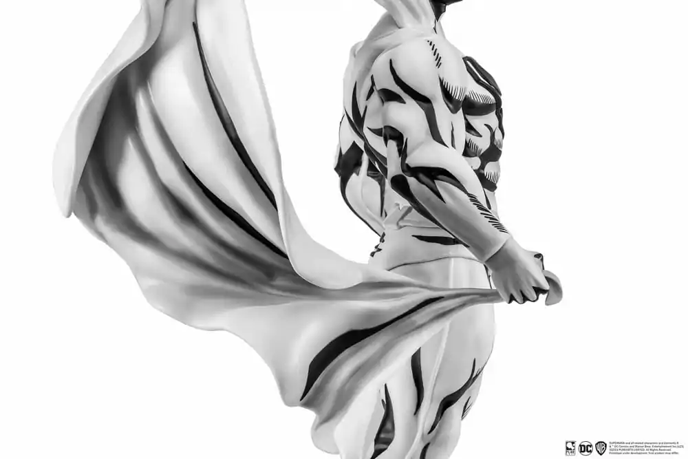 Batman PX PVC Statue 1/8 SDCC 2024 Superman Black & White Version 30 cm termékfotó