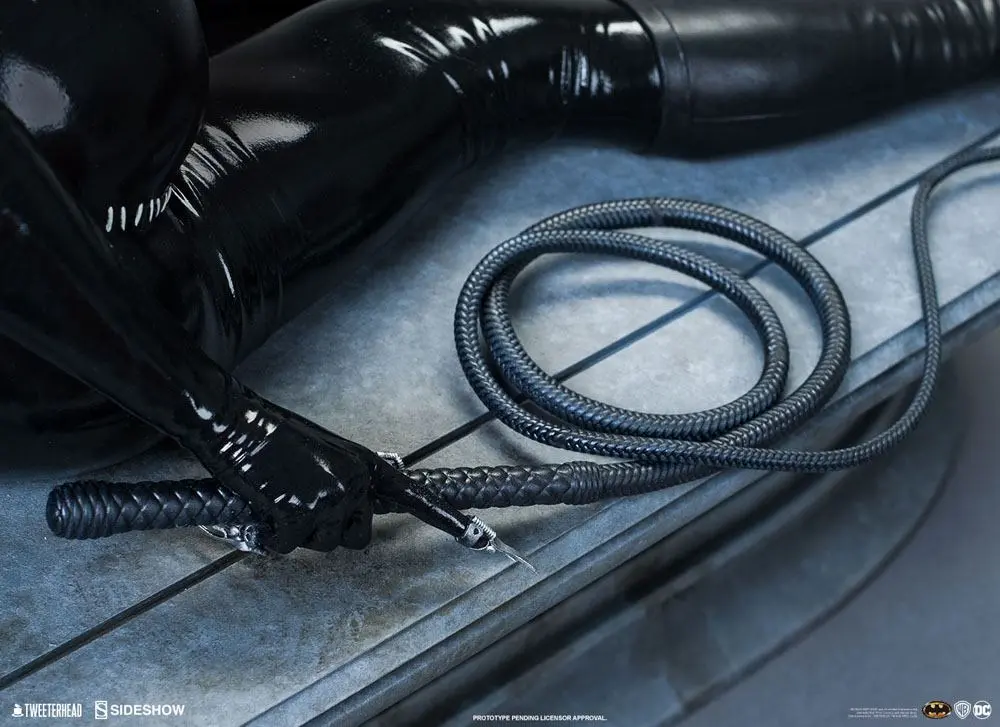 Batman Returns Maquette 1/4 Catwoman 34 cm termékfotó