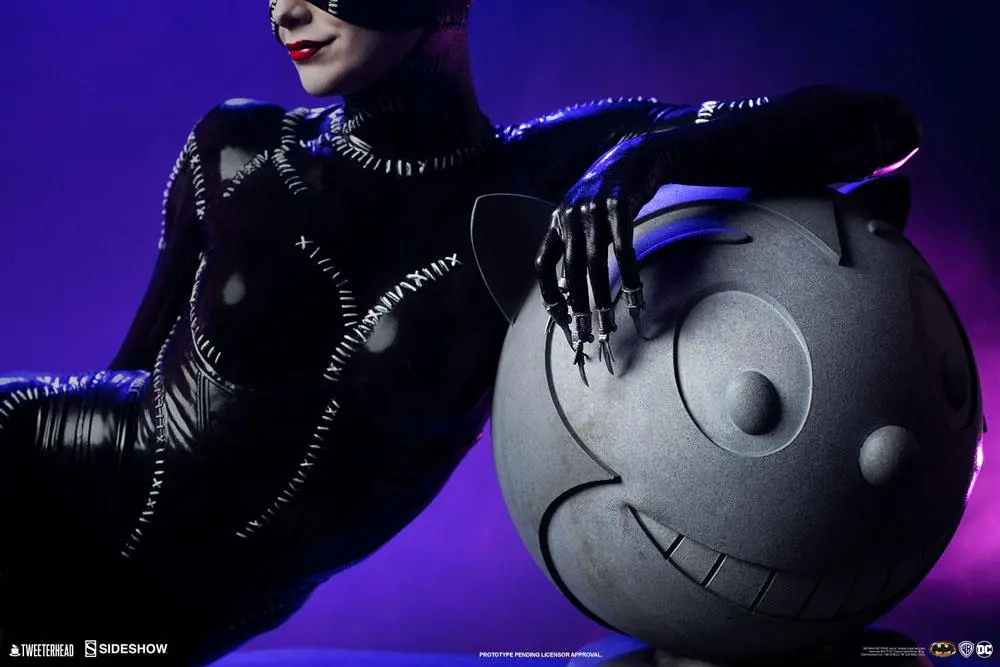 Batman Returns Maquette 1/4 Catwoman 34 cm termékfotó