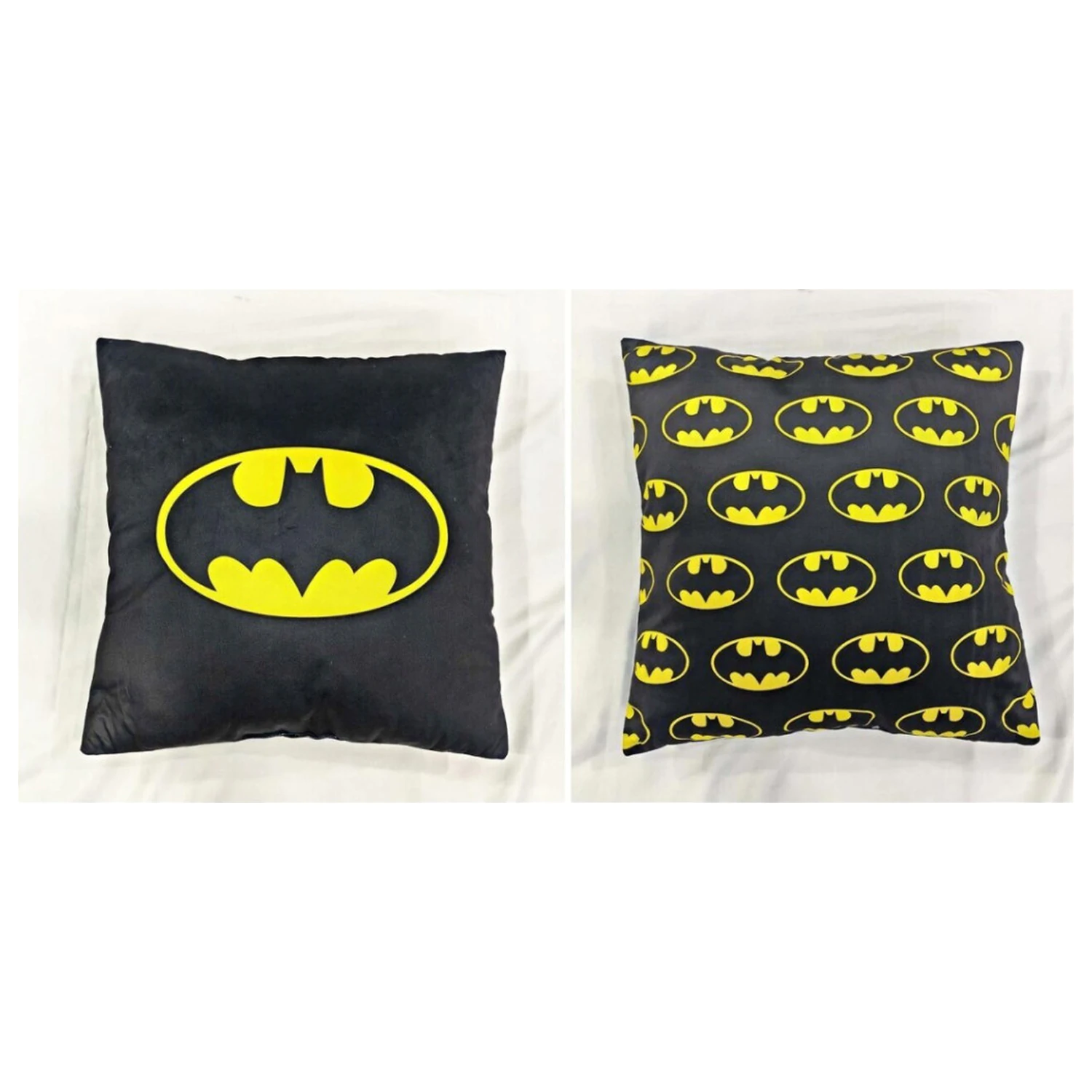 Batman Symbol párna, díszpárna  termékfotó