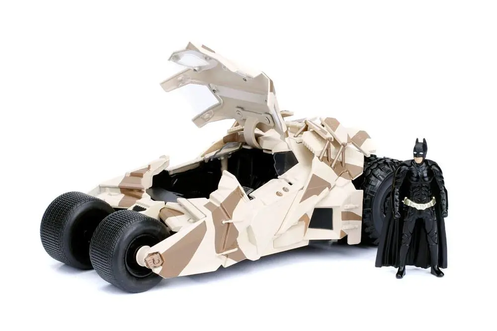 Batman The Dark Knight Diecast Model 1/24 2008 Batmobile Camo és figura termékfotó