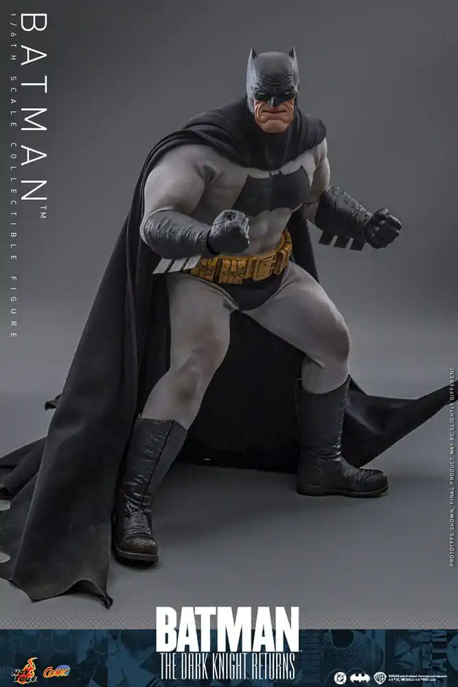 Batman: The Dark Knight Returns Comic Masterpiece 1/6 Batman akciófigura 32 cm termékfotó