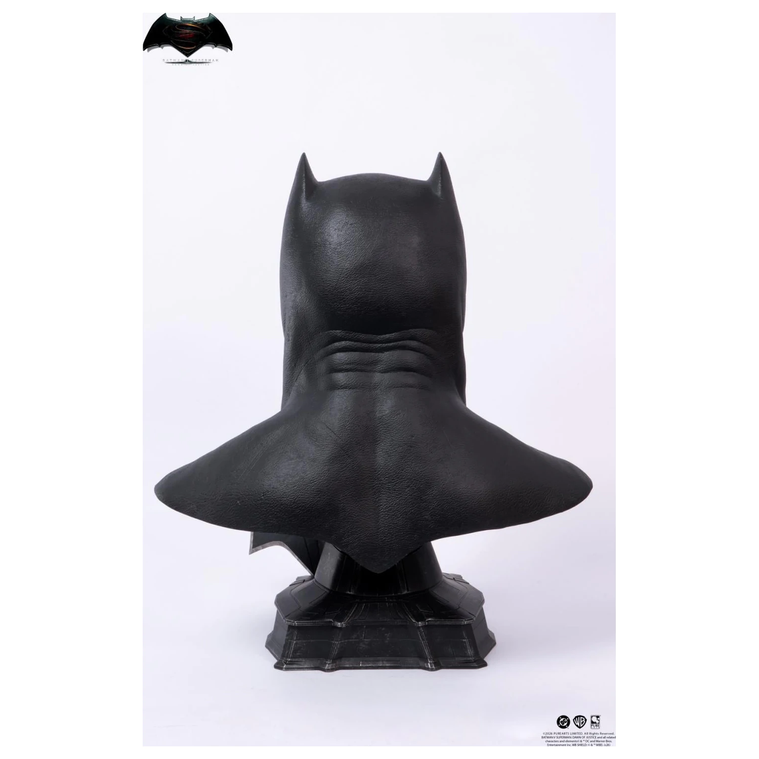 Batman v Superman Batman Cowl replika 1/1 51cm termékfotó