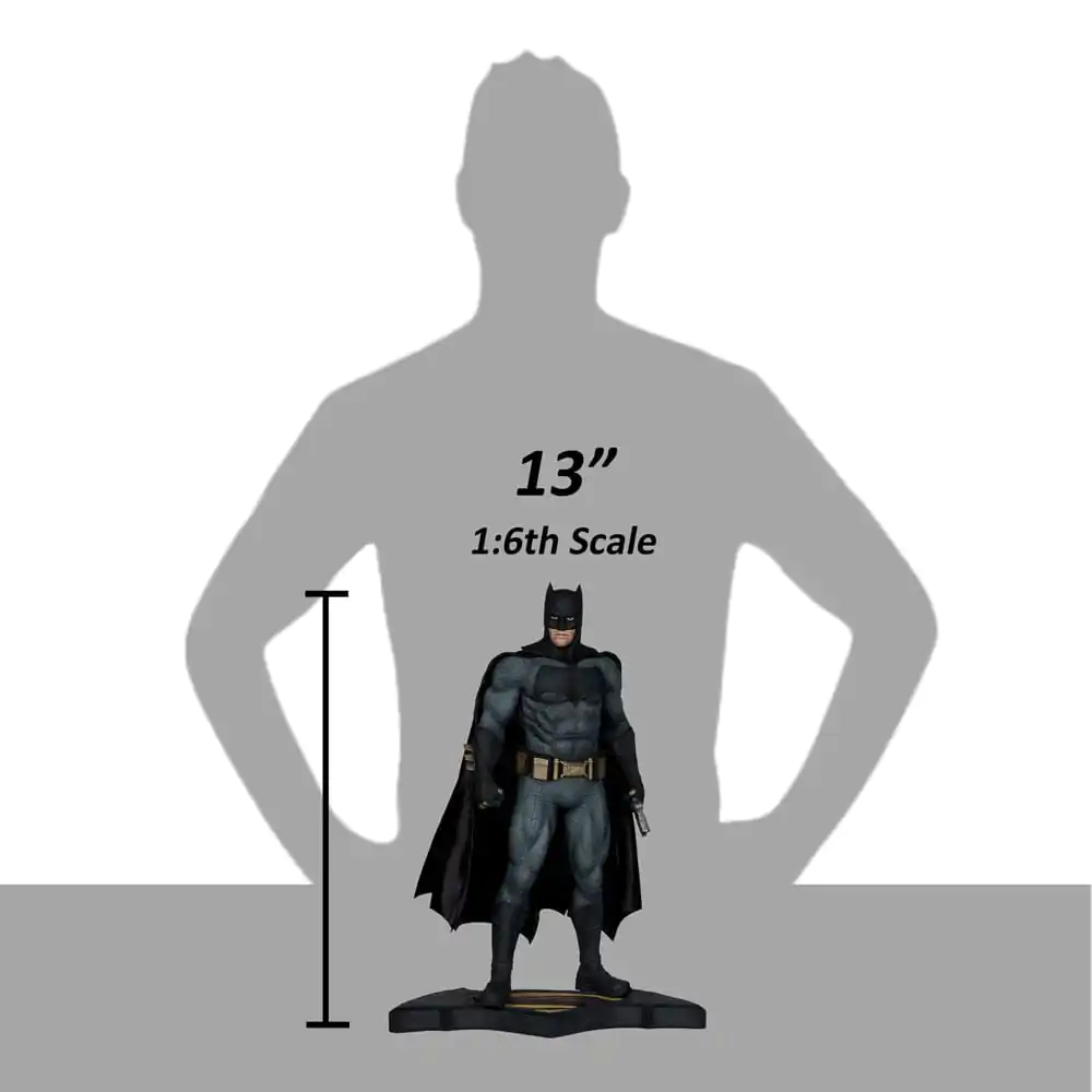 Batman v Superman: Dawn of Justice 1/6 Batman szobor figura 32 cm termékfotó