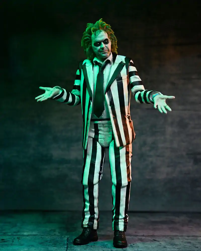 Beetlejuice Beetlejuice 7 Scale Ultimate Striped Suit Beetlejuice akciófigura 18 cm termékfotó