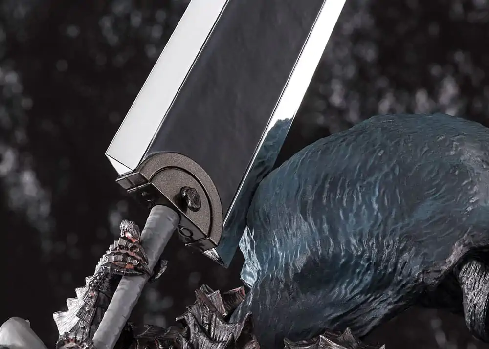 Berserk Figuarts ZERO Metallic Touch Guts Berserker Armor PVC szobor figura 35 cm termékfotó