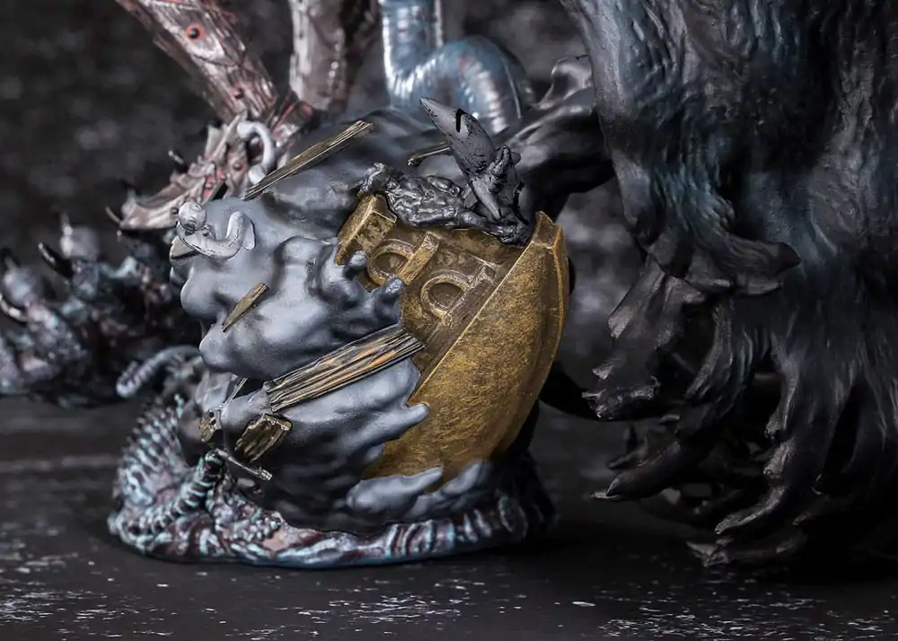 Berserk Figuarts ZERO Metallic Touch Guts Berserker Armor PVC szobor figura 35 cm termékfotó