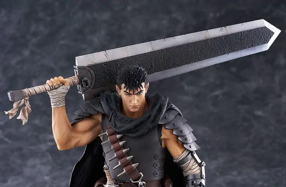 Berserk Pop Up Parade L PVC Statue Guts (Black Swordsman) 22 cm termékfotó