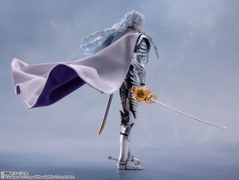 Berserk S.H. Figuarts Griffith (Hawk of Light) akciófigura 15 cm termékfotó