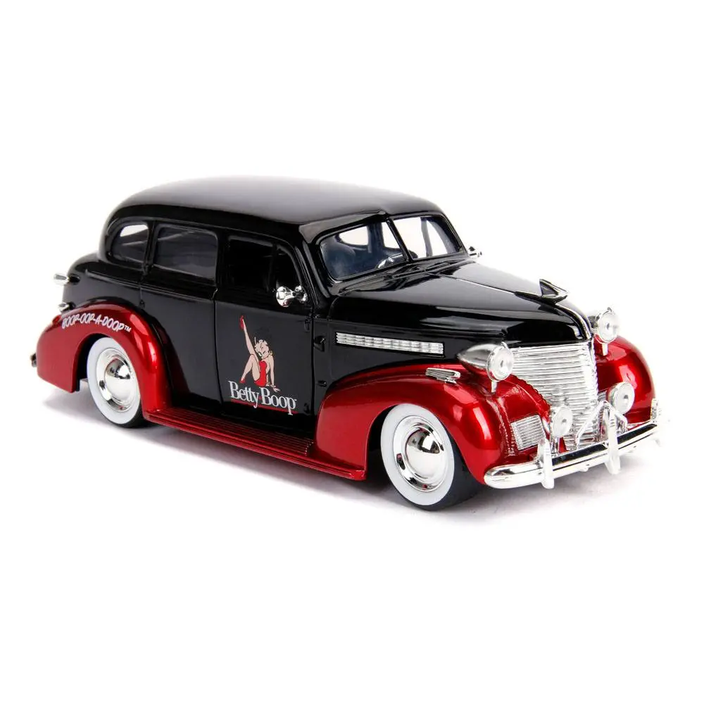 Betty Boop Hollywood Rides Diecast Model 1/24 1939 Chevy Master Deluxe with figura termékfotó