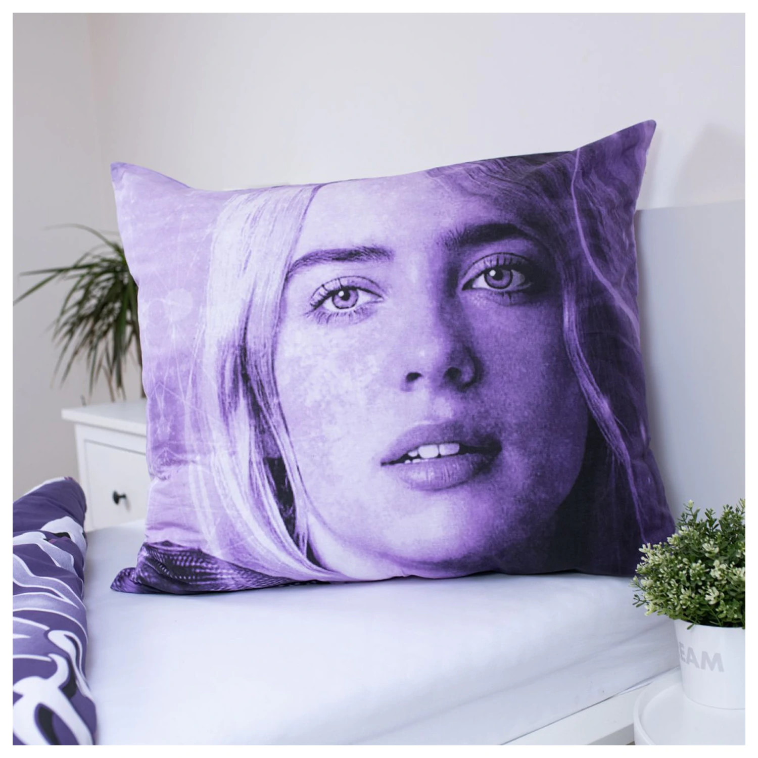 Billie Eilish Wild Flower ágyneműhuzat  termékfotó