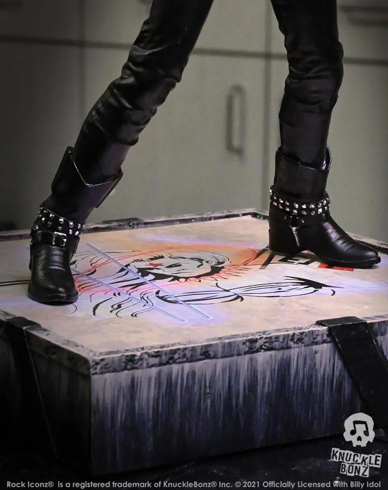 Billy Idol Rock Iconz 1/9 Billy Idol II Limitált kiadás szobor figura 22 cm termékfotó