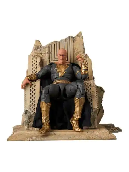 Black Adam MAFEX Gold Suit akciófigura 16 cm termékfotó