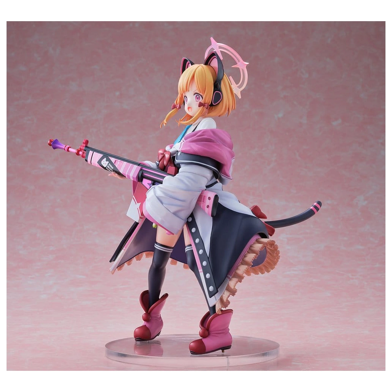 Blue Archive 1/6 Momoi PVC szobor figura 24 cm  termékfotó