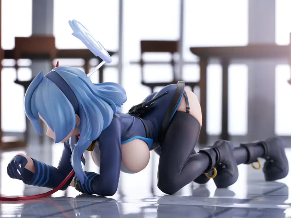 Blue Archive 1/7 Ako Memorial Lobby Ver. PVC szobor figura 23 cm termékfotó