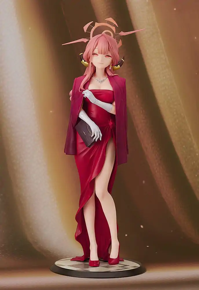 Blue Archive 1/7 Aru (Dress) PVC szobor figura 24 cm termékfotó