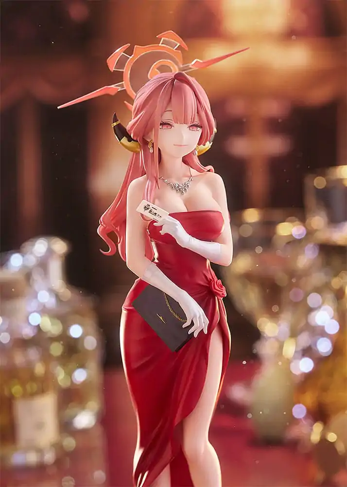 Blue Archive 1/7 Aru (Dress) PVC szobor figura 24 cm termékfotó