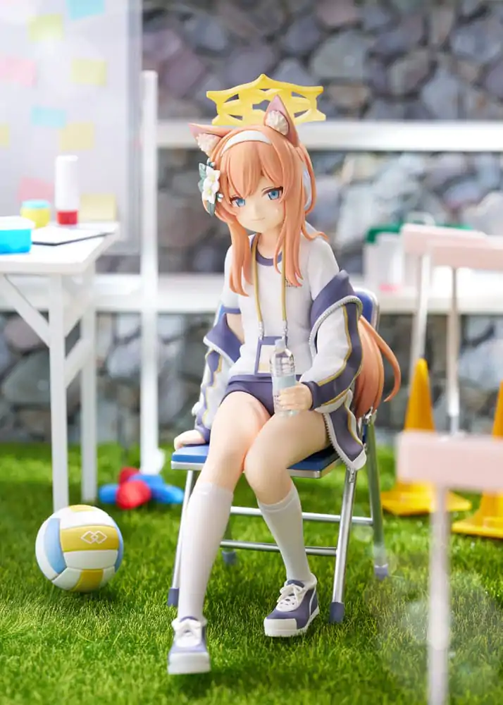 Blue Archive 1/7 Mari Gym Uniform Memorial lobby Ver. PVC szobor figura 18 cm termékfotó