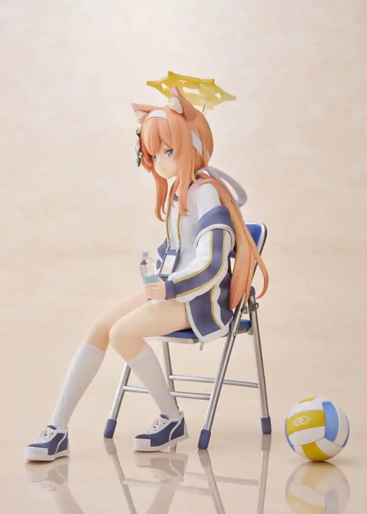 Blue Archive 1/7 Mari Gym Uniform Memorial lobby Ver. PVC szobor figura 18 cm termékfotó