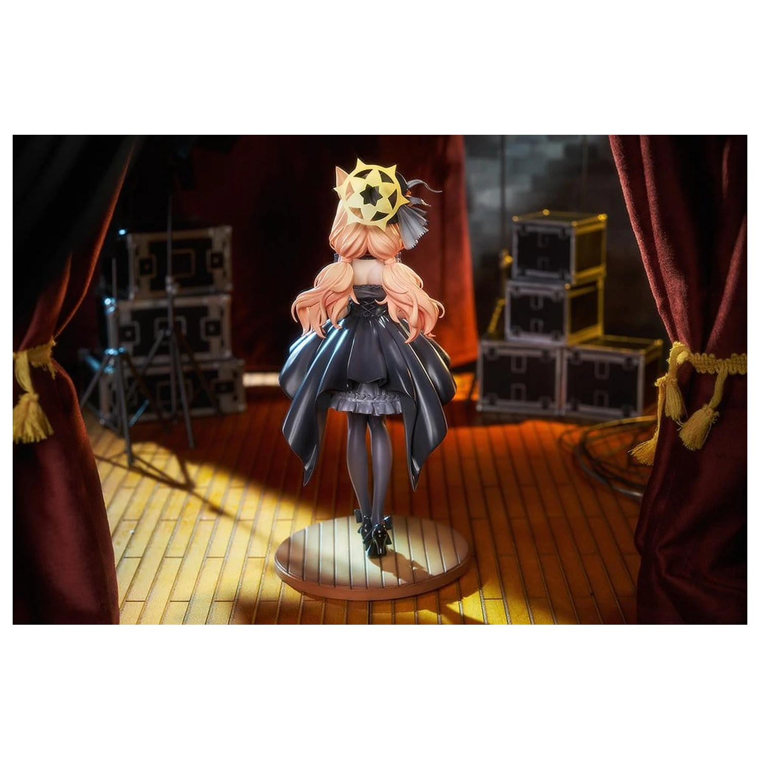 Blue Archive 1/7 Mari (Idol): Memorial Lobby Ver. PVC szobor figura 24 cm termékfotó