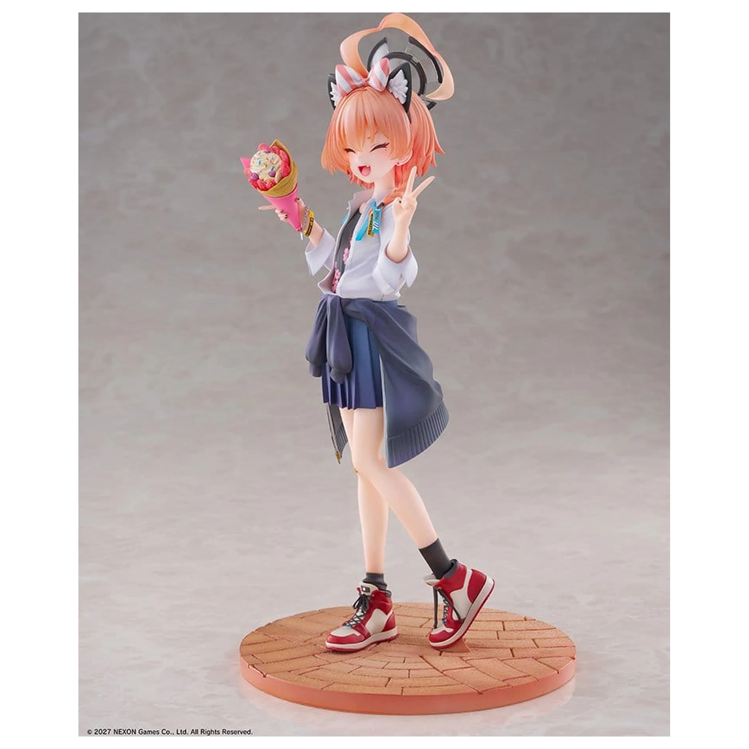 Blue Archive 1/7 Neru (School): Memorial Lobby Ver. PVC figura 22 cm termékfotó