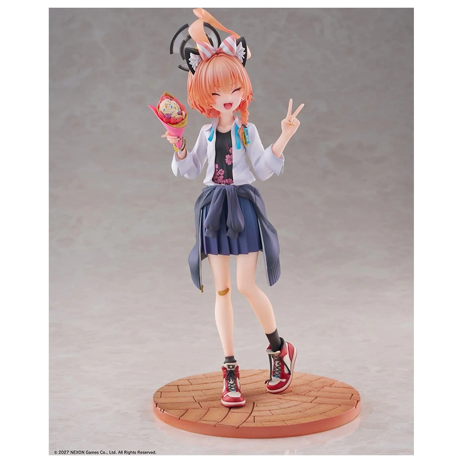 Blue Archive 1/7 Neru (School): Memorial Lobby Ver. PVC figura 22 cm termékfotó