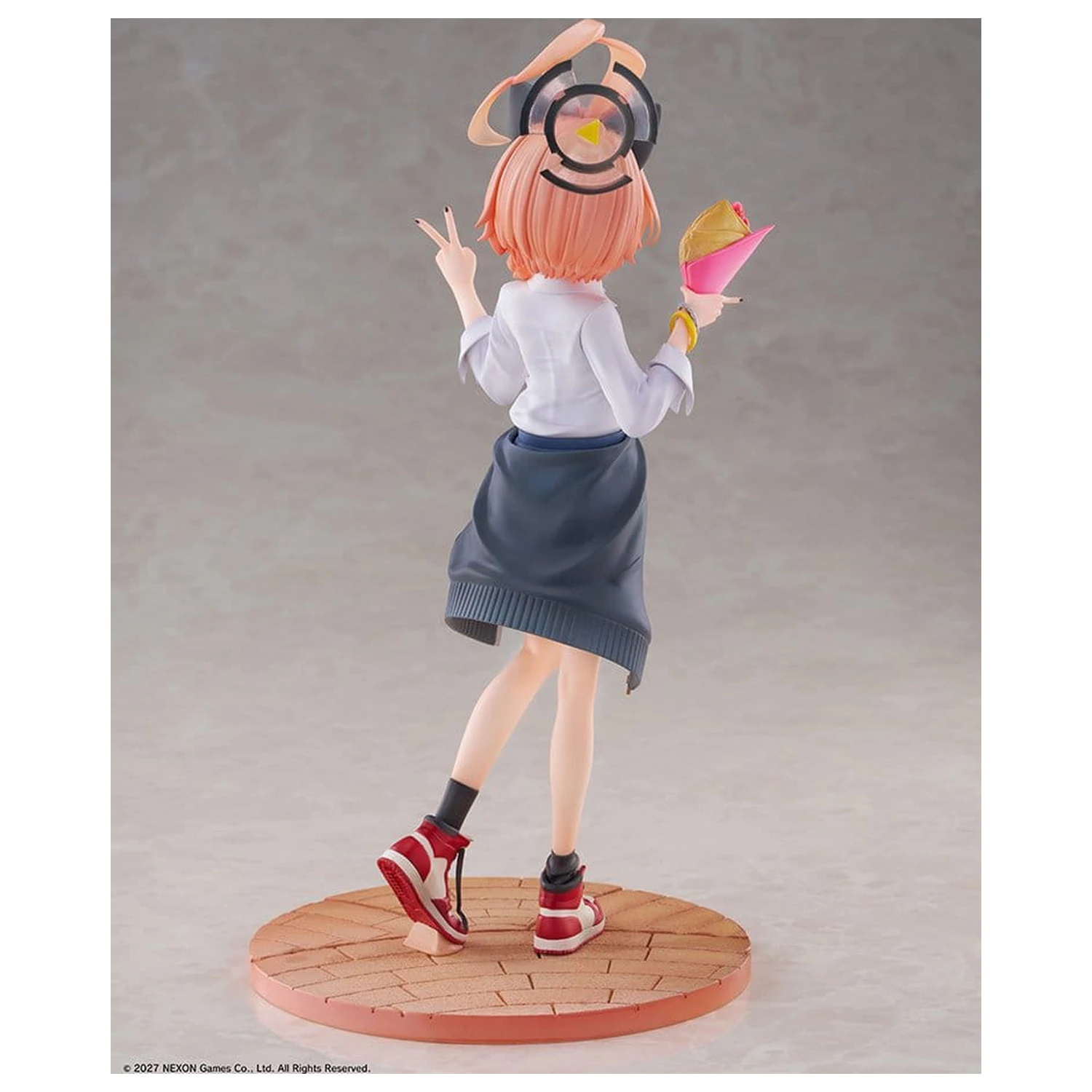 Blue Archive 1/7 Neru (School): Memorial Lobby Ver. PVC figura 22 cm termékfotó