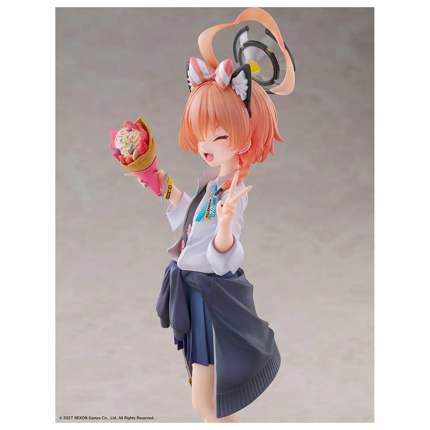 Blue Archive 1/7 Neru (School): Memorial Lobby Ver. PVC figura 22 cm termékfotó
