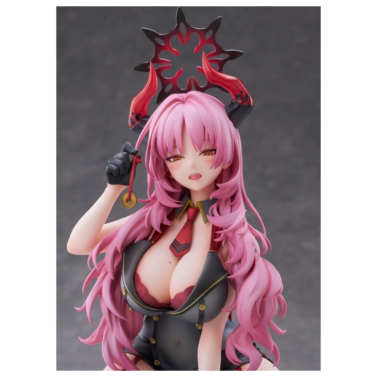 Blue Archive 1/7 Satsuki Memorial Lobby Ver. PVC figura 21 cm termékfotó
