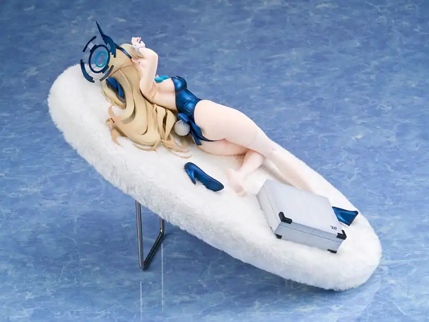 Blue Archive 1/7 Toki (Bunny Girl) Memorial Lobby Ver. PVC szobor figura 30 cm termékfotó