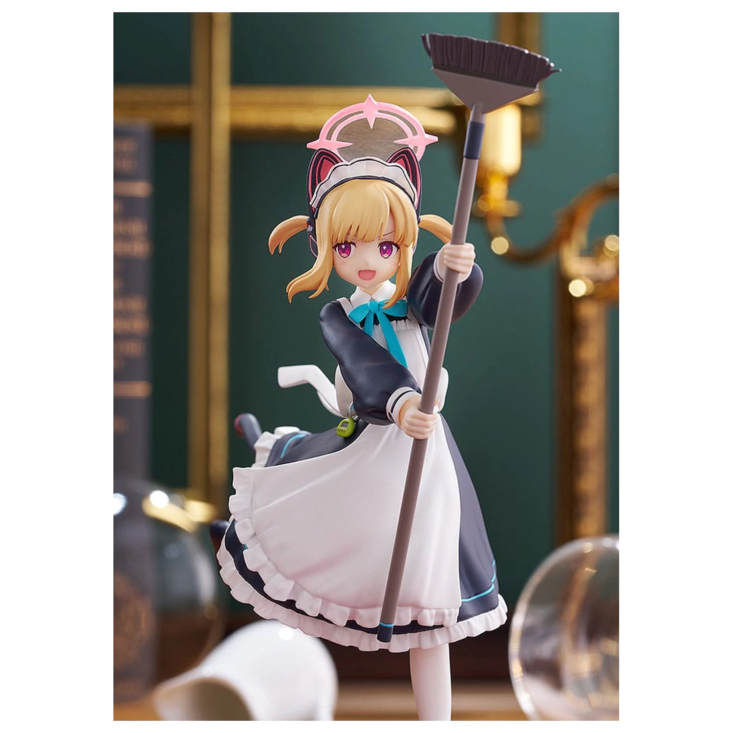 Blue Archive Pop Up Parade Momoi (Maid) PVC szobor figura 17 cm      termékfotó