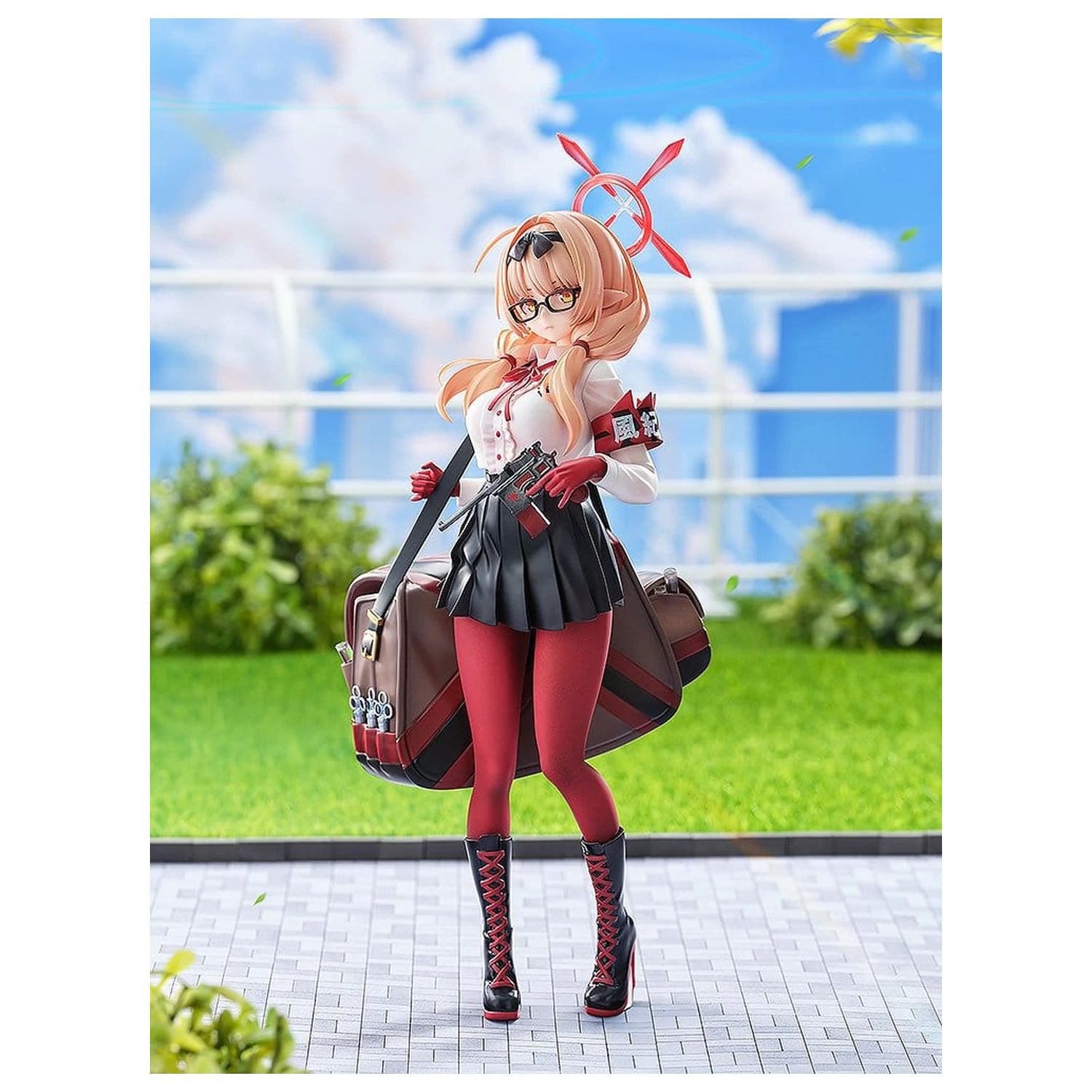 Blue Archive PVC figura 1/7 Chinatsu 25 cm termékfotó