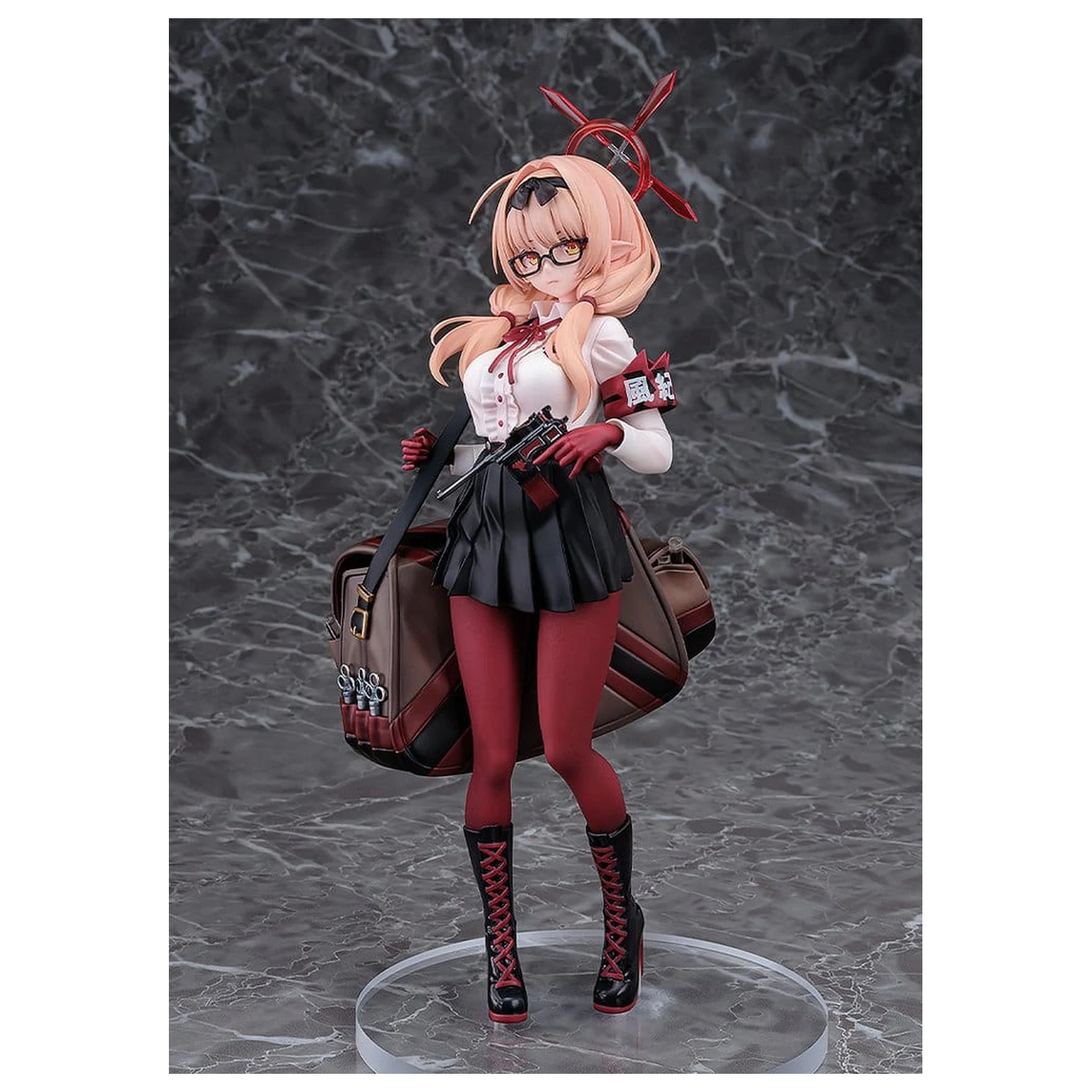 Blue Archive PVC figura 1/7 Chinatsu 25 cm termékfotó